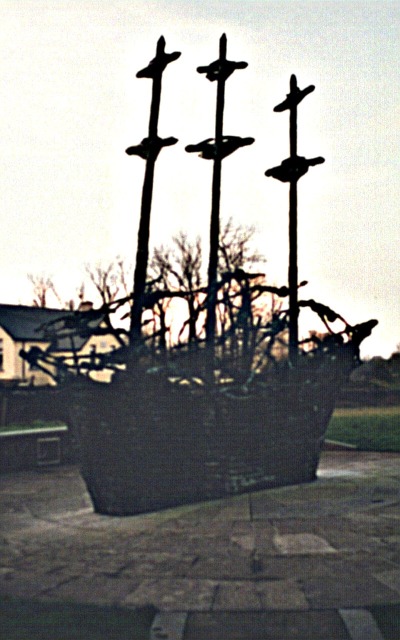 ireland famine ship 01.jpg